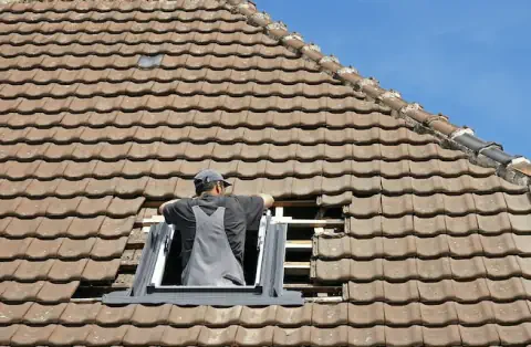 Pose de velux - Saint-Christophe-du-Bois